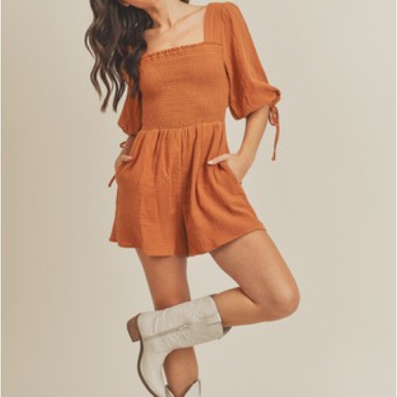 Lush Makayla Romper - Picture 2 of 6